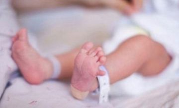 مأساة في خان يونس - وفاة رضيعة لم تتجاوز الشهر نتيجة البرد القارس مأساة في خان يونس - وفاة رضيعة لم تتجاوز الشهر نتيجة البرد القارس