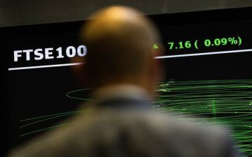 مؤشر فوتسي 100 يرتفع إلى أعلى مستوياته بسبب أزمة فنزويلا