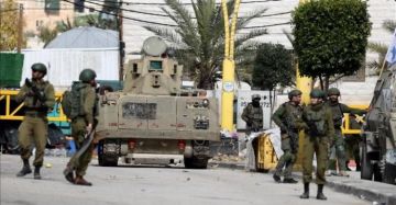 الاحتلال يواصل عدوانه على الخليل لليوم الثالث على التوالي