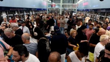 صحيفة عبرية: رئيس بلدية ديمونة يوجه بفتح الملاجئ