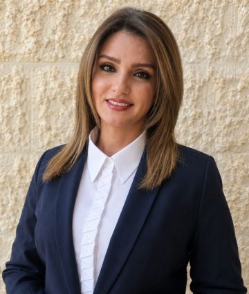 حين يحبس الإنسان نفسه داخل صندوق واحد حين يحبس الإنسان نفسه داخل صندوق واحد