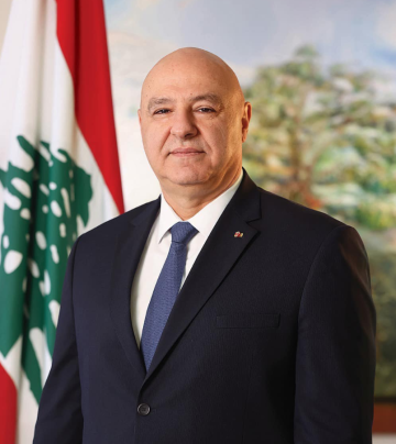 عون يستنكر الهجوم الإرهابي في كنسية حمود بالكرك عون يستنكر الهجوم الإرهابي في كنسية حمود بالكرك