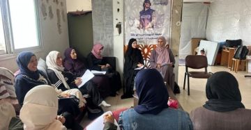 فلسطينيات تنفذ جلسة تفريغ نفسي للصحفيات في خان يونس استعدادا لمؤتمر الإعلاميات يتحدثن 8