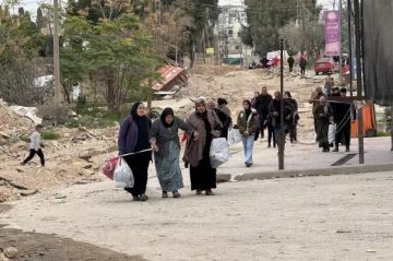 كاتس وسموتيريتش يهاجمان قرار العليا الإسرائيلية حول مخيمات شمال الضفة كاتس وسموتيريتش يهاجمان قرار العليا الإسرائيلية حول مخيمات شمال الضفة