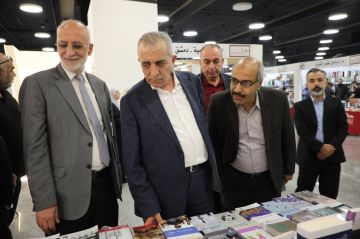 الرواشدة: استقطاب معرض عمان الدولي للكتاب أكثر من 400 ألف زائر مؤشر نجاح كبير الرواشدة: استقطاب معرض عمان الدولي للكتاب أكثر من 400 ألف زائر مؤشر نجاح كبير