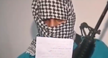 بالفيديو المقاومة ترفع اللثام لأول مرة عن مسيرة الشهيد محمد الضيف قريبا عبر برنامج ما خفي أعظم بالفيديو المقاومة ترفع اللثام لأول مرة عن مسيرة الشهيد محمد الضيف قريبا عبر برنامج ما خفي أعظم