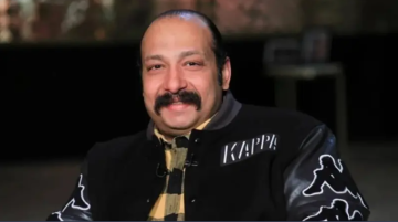 آخرهم محمد ثروت .. فنانون تعرضوا لأزمات بسبب زلات اللسان آخرهم محمد ثروت .. فنانون تعرضوا لأزمات بسبب زلات اللسان