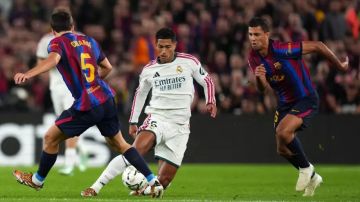 برشلونة يسعى إلى استعادة توازنه بعد خسارتين وريال مدريد يترقب