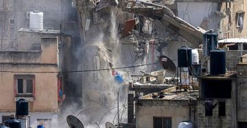 قوات الاحتلال تهدم 3 منازل في بيت حنينا شمالي القدس