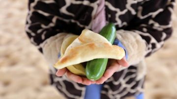التربية: 250 ألف طالب وطالبة سيستفيدون من الوجبة الصحية بحلول عام 2030 التربية: 250 ألف طالب وطالبة سيستفيدون من الوجبة الصحية بحلول عام 2030