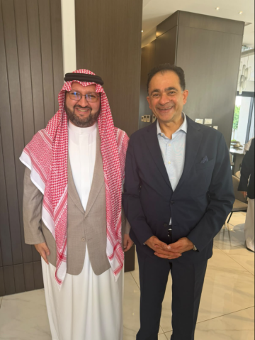 الجازي يزور الأمير عبد العزيز بن طلال الجازي يزور الأمير عبد العزيز بن طلال