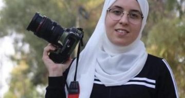 صامدون تدين تصاعد الاعتداءات على الأسيرات وتطالب بالإفراج عن بشرى الطويل صامدون تدين تصاعد الاعتداءات على الأسيرات وتطالب بالإفراج عن بشرى الطويل