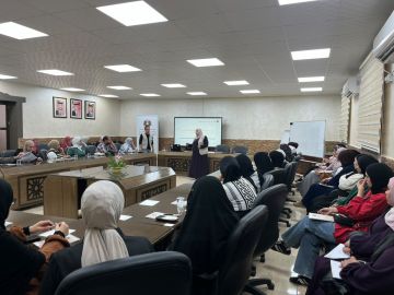 شباب الكرك تنفذ جلسات تدريبية تعريفية بجائزة الحسين للعمل التطوعي شباب الكرك تنفذ جلسات تدريبية تعريفية بجائزة الحسين للعمل التطوعي