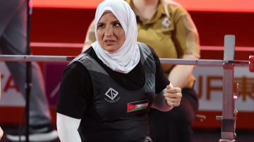 اللاعبة ثروت الحجاج تحرز برونزية رفع الأثقال بدورة الألعاب الآسيوية البارالمبية اللاعبة ثروت الحجاج تحرز برونزية رفع الأثقال بدورة الألعاب الآسيوية البارالمبية