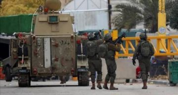 الخليل تحت التهجير القسري.. نحو 250 عائلة تجبر على إخلاء منازلها ومخاوف من اتساع النزوح الخليل تحت التهجير القسري.. نحو 250 عائلة تجبر على إخلاء منازلها ومخاوف من اتساع النزوح