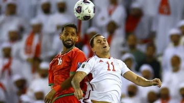 مواجهة مثيرة بين الإمارات وعمان في نصف نهائي خليجي 27