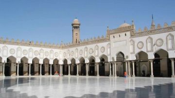 الأزهر يدين بشدة استهداف منشأة لتوزيع الكهرباء بالمدينة المنورة الأزهر يدين بشدة استهداف منشأة لتوزيع الكهرباء بالمدينة المنورة