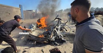 شهيدان بينهم طفلة وإصابات في قصف إسرائيلي لمركبة وسط قطاع غزة شهيدان بينهم طفلة وإصابات في قصف إسرائيلي لمركبة وسط قطاع غزة