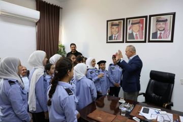 أصدقاء الشرطة في عجلون يزورون جامعة عجلون الوطنية ضمن برنامج توعوي أصدقاء الشرطة في عجلون يزورون جامعة عجلون الوطنية ضمن برنامج توعوي