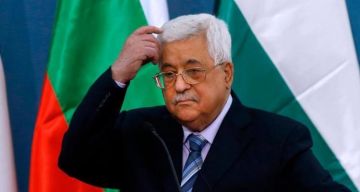 خاص فلسطينيون يردون على قرار عباس بتأجيل الانتخابات إلى 2027 بغضب وسخرية على منصات التواصل خاص فلسطينيون يردون على قرار عباس بتأجيل الانتخابات إلى 2027 بغضب وسخرية على منصات التواصل