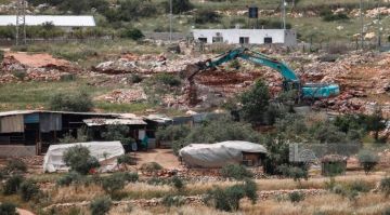 الاحتلال يمهل عشرات العائلات غرب جنين أسبوعا لإخلاء منازلها