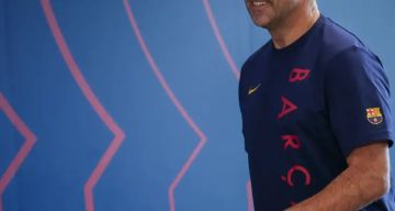 أثق في الحكام ولا أحب العناوين الرنانة.. فليك يرفض الانجرار لجدل ريال مدريد أثق في الحكام ولا أحب العناوين الرنانة.. فليك يرفض الانجرار لجدل ريال مدريد