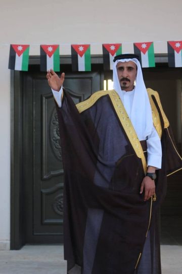 الشاعر الغنميين يلتقي مستشار للملك لشؤون العشائر الشاعر الغنميين يلتقي مستشار للملك لشؤون العشائر