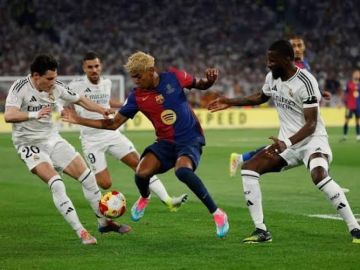 موعد مباراة كلاسيكو الأرض بين برشلونة وريال مدريد موعد مباراة كلاسيكو الأرض بين برشلونة وريال مدريد