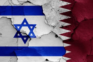 وثائق تكشف تورط إسرائيل المباشر في تحويل أموال قطرية إلى غزة وثائق تكشف تورط إسرائيل المباشر في تحويل أموال قطرية إلى غزة