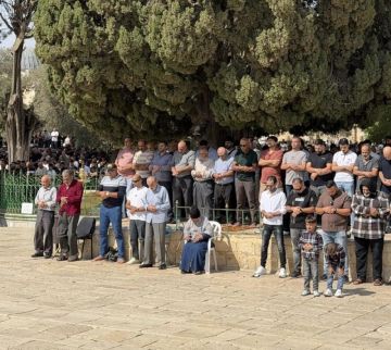 خطيب الأقصى يؤكد على أهمية الرباط في المسجد وباحاته خطيب الأقصى يؤكد على أهمية الرباط في المسجد وباحاته