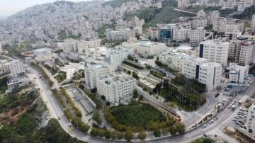 جامعة النجاح الوطنية تتقدم إلى الفئة 701 800 عالميا في تصنيف التايمز للجامعات 2027 وتواصل صدارتها فلسطينيا جامعة النجاح الوطنية تتقدم إلى الفئة 701 800 عالميا في تصنيف التايمز للجامعات 2027 وتواصل صدارتها فلسطينيا