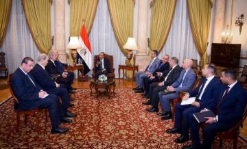 صحيفة تكشف كواليس لقاءات فتح وحماس في القاهرة صحيفة تكشف كواليس لقاءات فتح وحماس في القاهرة