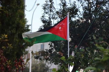أبناء العشائر يستنكرون العمل الجبان في كنيسة حمود بالكرك أبناء العشائر يستنكرون العمل الجبان في كنيسة حمود بالكرك