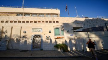 لا اتفاق بين بريطانيا وإسرائيل بشأن إبقاء القنصلية مفتوحة في القدس لا اتفاق بين بريطانيا وإسرائيل بشأن إبقاء القنصلية مفتوحة في القدس
