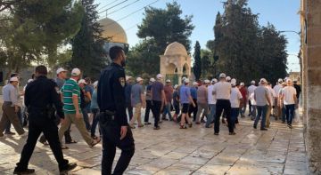 11,409 مستوطنين اقتحموا الأقصى خلال موسم الأعياد اليهودية 11,409 مستوطنين اقتحموا الأقصى خلال موسم الأعياد اليهودية