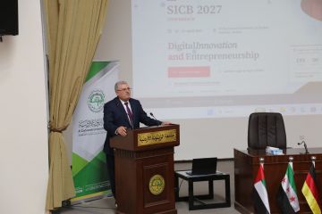 كلية الأعمال في جامعة الزيتونة الأردنية تعقد لقاء تواصليا مع أعضاء الهيئة التدريسية كلية الأعمال في جامعة الزيتونة الأردنية تعقد لقاء تواصليا مع أعضاء الهيئة التدريسية