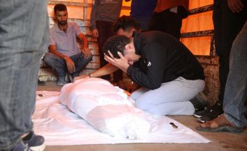 3 شهداء وإصابات في غارة إسرائيلية على غزة 3 شهداء وإصابات في غارة إسرائيلية على غزة