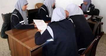 الشرطة النسائية بغزة تنجز قضية نصب واحتيال بقيمة 13 ألف دولار في رفح الشرطة النسائية بغزة تنجز قضية نصب واحتيال بقيمة 13 ألف دولار في رفح