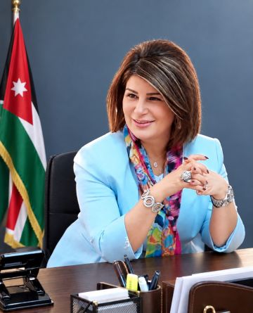 المرأة الأردنية نصف الحكاية .. ما وراء سرديتها؟ المرأة الأردنية نصف الحكاية .. ما وراء سرديتها؟