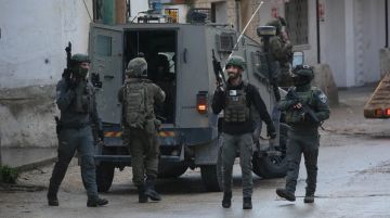 إصابة فلسطينيين باعتداء مستوطنين واعتقالات بالضفة والقدس إصابة فلسطينيين باعتداء مستوطنين واعتقالات بالضفة والقدس