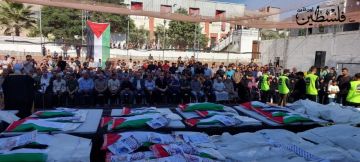 بالصور بعد 3 سنوات .. عائلات فلسطينية تشيع جثامين 75 شهيدا بغزة بالصور بعد 3 سنوات .. عائلات فلسطينية تشيع جثامين 75 شهيدا بغزة