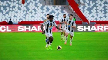 واقعة غريبة في الدوري الليبي .. مباراة تنتهي بعد 23 دقيقة فقط! واقعة غريبة في الدوري الليبي .. مباراة تنتهي بعد 23 دقيقة فقط!