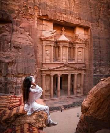 السواعير: 44 ألف زائر للبترا في أيلول نصفهم أجانب السواعير: 44 ألف زائر للبترا في أيلول نصفهم أجانب