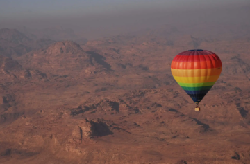 العقبة: توجه لبناء برنامج متكامل لمهرجان مناطيد في رم العقبة: توجه لبناء برنامج متكامل لمهرجان مناطيد في رم