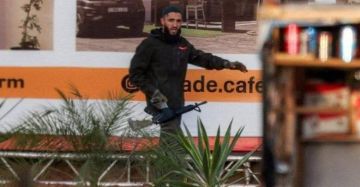 فصائل فلسطينية تبارك عملية الخليل وتؤكد أنها رد طبيعي على جرائم الاحتلال واعتداءات المستوطنين فصائل فلسطينية تبارك عملية الخليل وتؤكد أنها رد طبيعي على جرائم الاحتلال واعتداءات المستوطنين