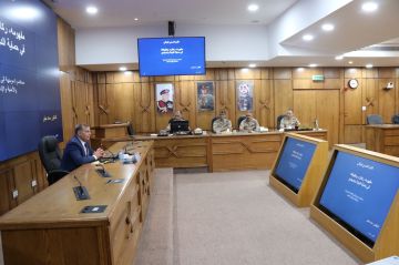 محاضرة بعنوان الأمن الصحي في كلية الدفاع الوطني محاضرة بعنوان الأمن الصحي في كلية الدفاع الوطني
