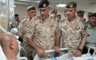 رئيس هيئة الأركان المشتركة يعود مصابي حادثة الكرك - ps