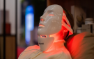 طبيبة تحذر من مخاطر أجهزة التجميل المنزلية