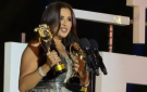 ياسمين عبد العزيز توجه رسالة نارية: أهدي جوائزي لمن يحاربونني - ps