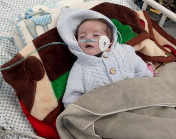 شهيد المرض والحصار: الرضيع زين يحرم من العلاج ويفقد والدته حلم الأمومة شهيد المرض والحصار: الرضيع زين يحرم من العلاج ويفقد والدته حلم الأمومة